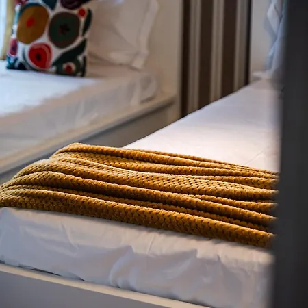 Emilio's Guest house 3*
