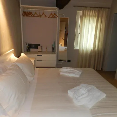 Πανσιόν Emilio's