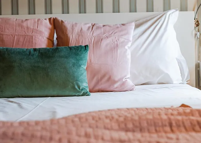 Emilio's Πανσιόν 3*