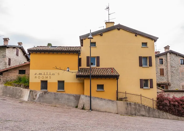 Πανσιόν Emilio's 3*