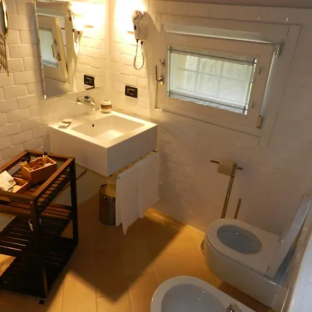 Affittacamere Emilio's 3*